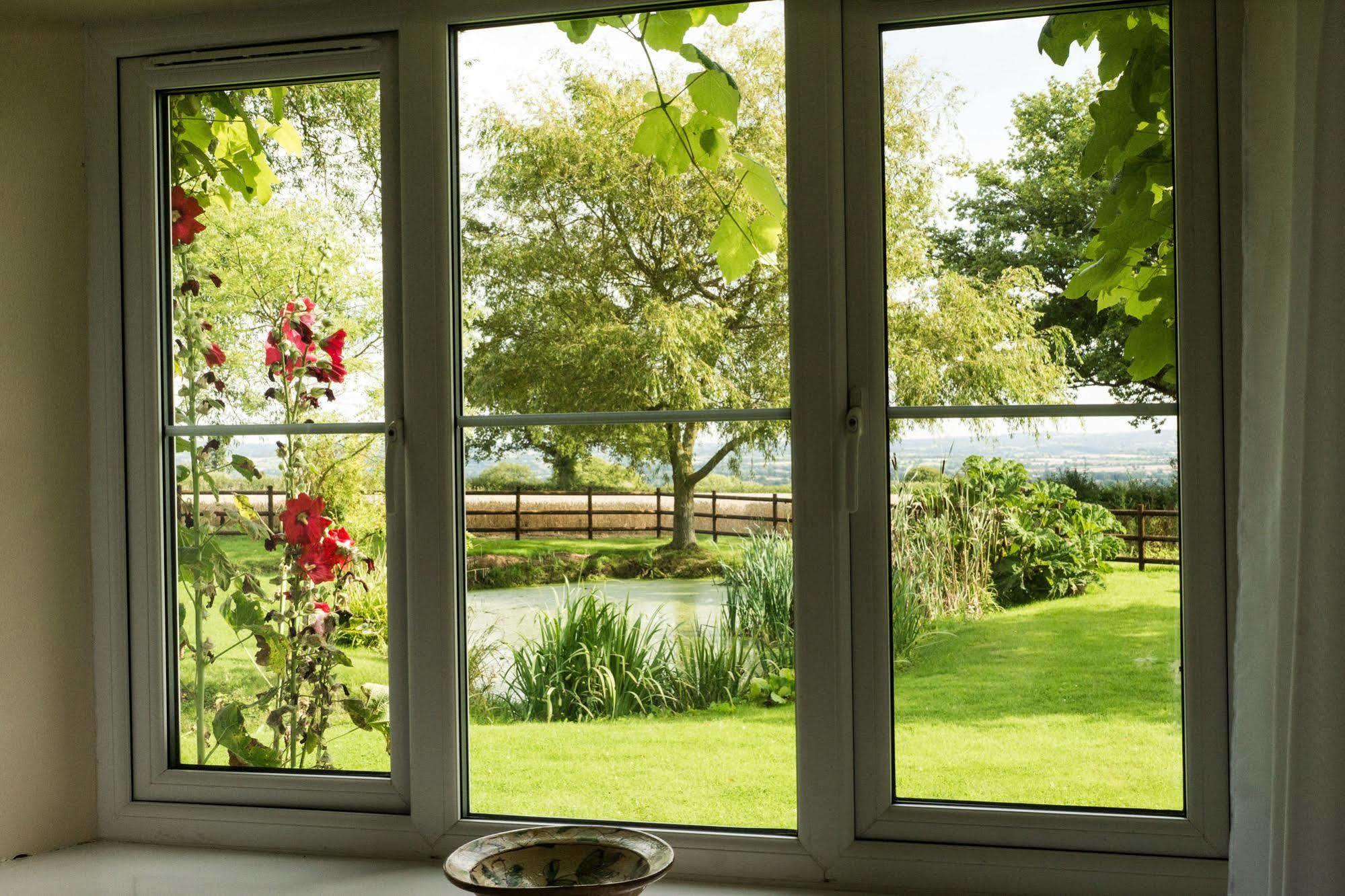 Hills Farm Bed and Breakfast Leominster Eksteriør billede